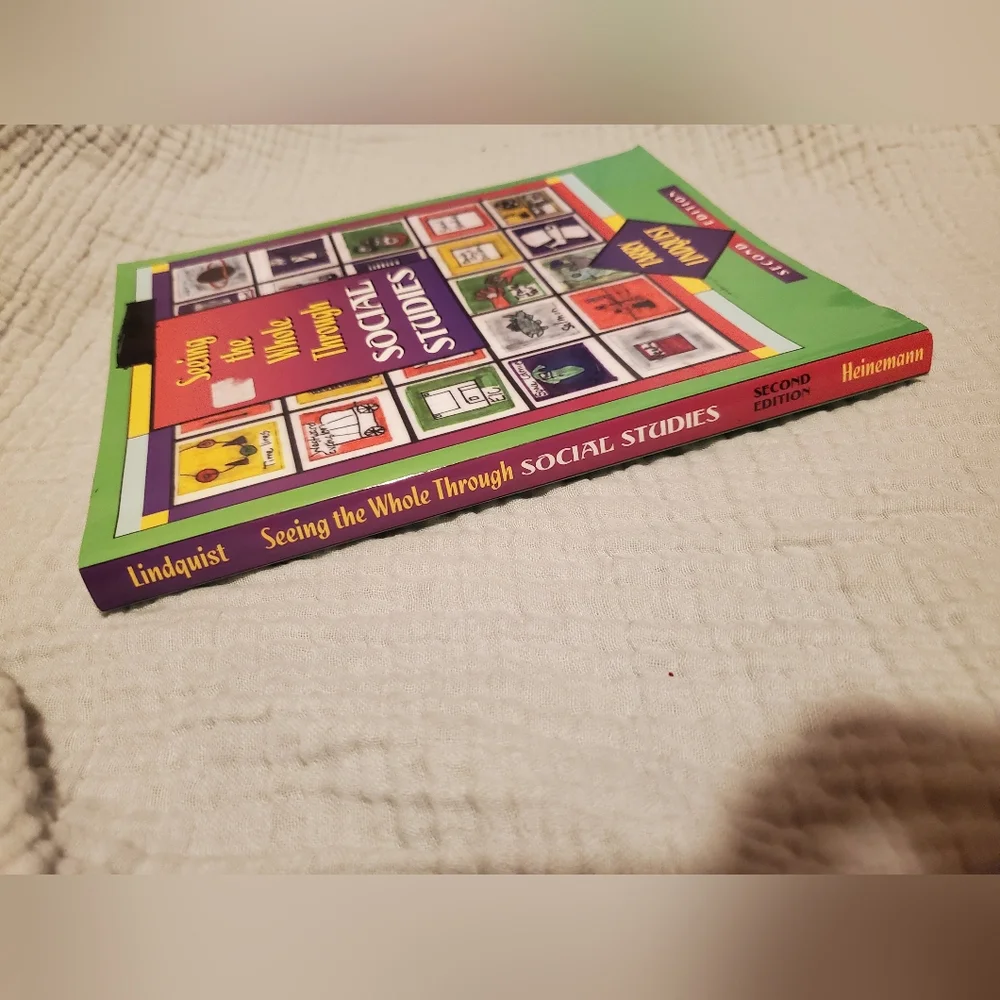 Seeing the Whole Through Social Studies by - Green Cover